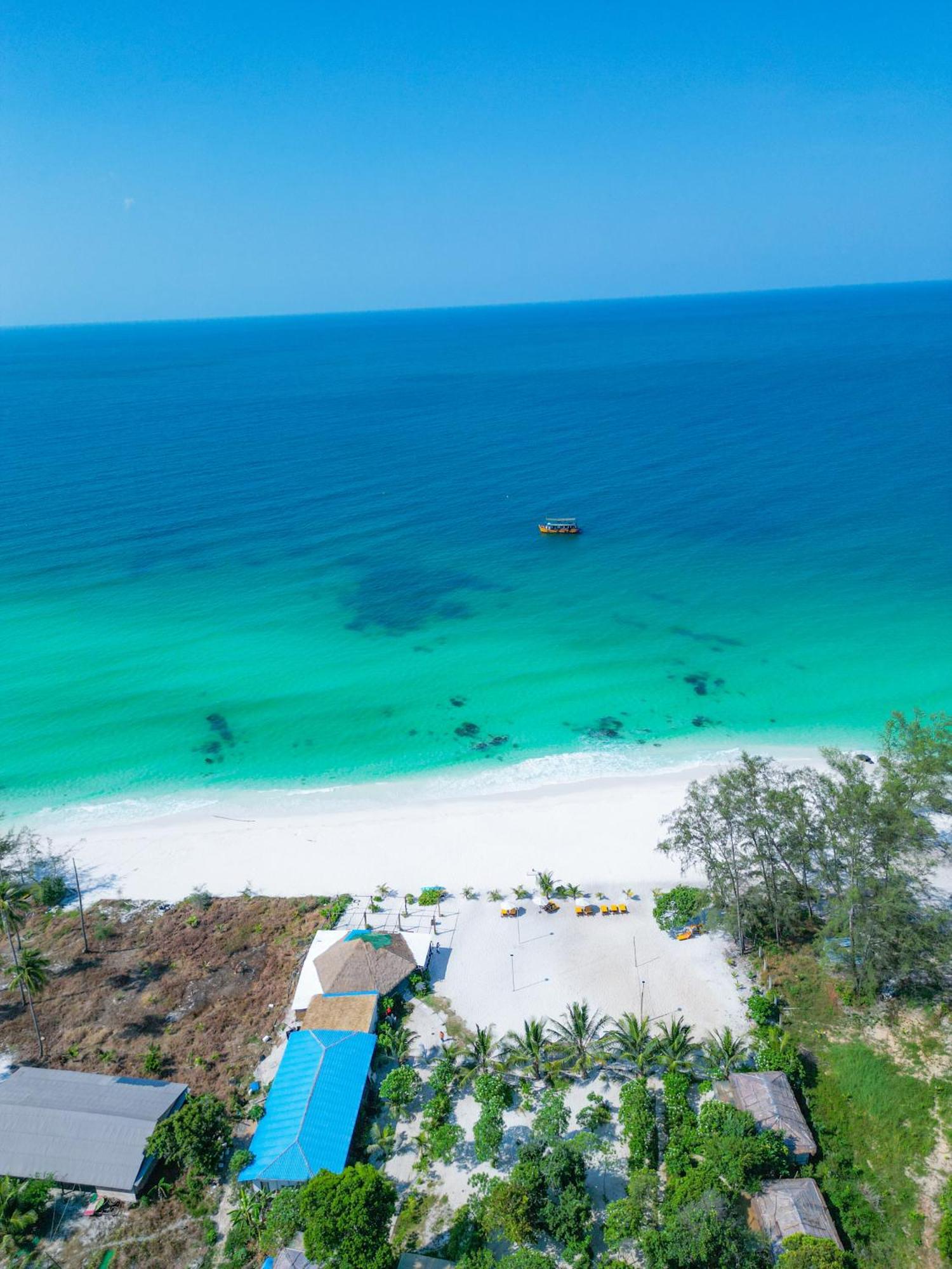 Long Beach Resort Koh Rong Sok San Village Exterior foto