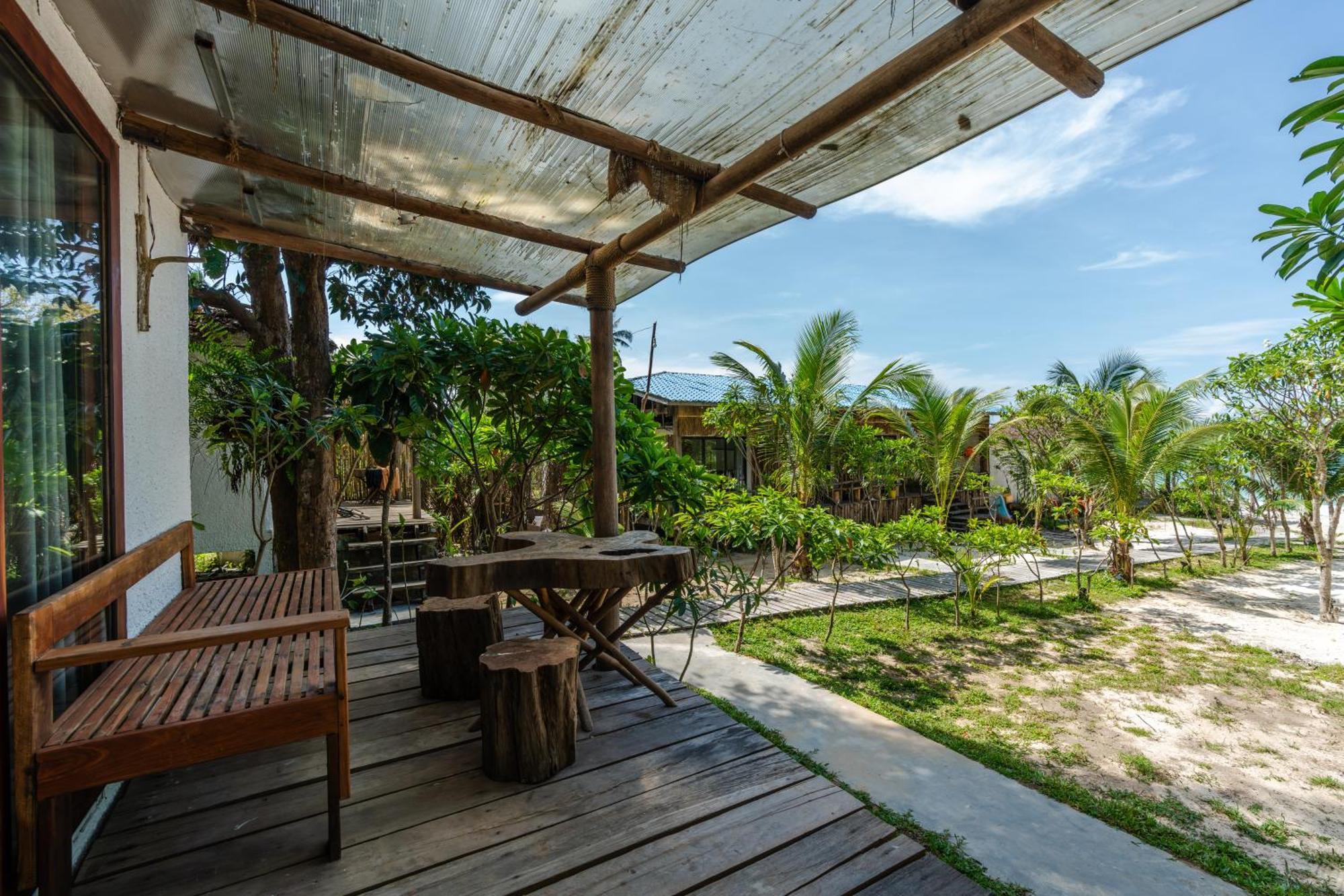 Long Beach Resort Koh Rong Sok San Village Exterior foto